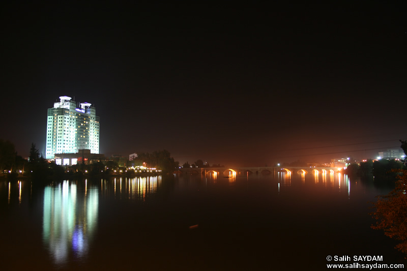 Hilton Oteli Fotoraf Galerisi (Gece) (Adana)