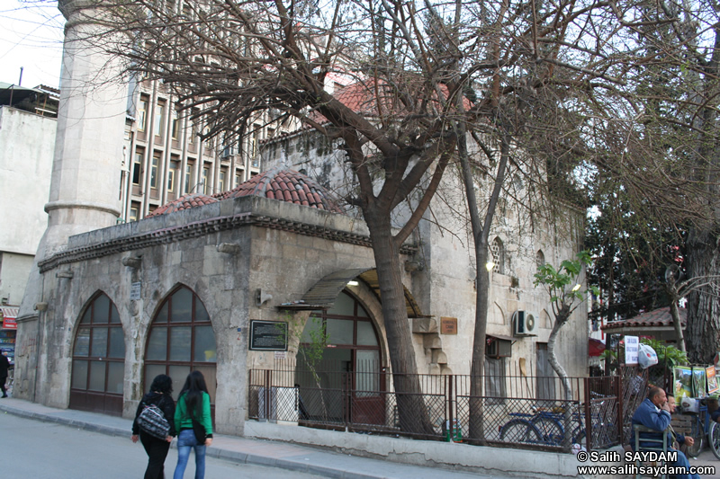 Kemeralti Mosque (Kemeralti Camii) Photo Gallery (Adana)