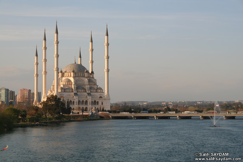 Central Sabanci Mosque (The Largest Mosque in Turkey and Middle East) Photo Gallery 1 (Adana)