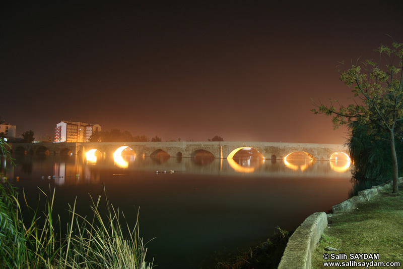 Stone Bridge (Taskopru) Photo Gallery 2 (Night) (Adana)