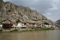 King Graves, Old Amasya Houses and Yesilirmak (Greenriver) Photo Gallery (Amasya)