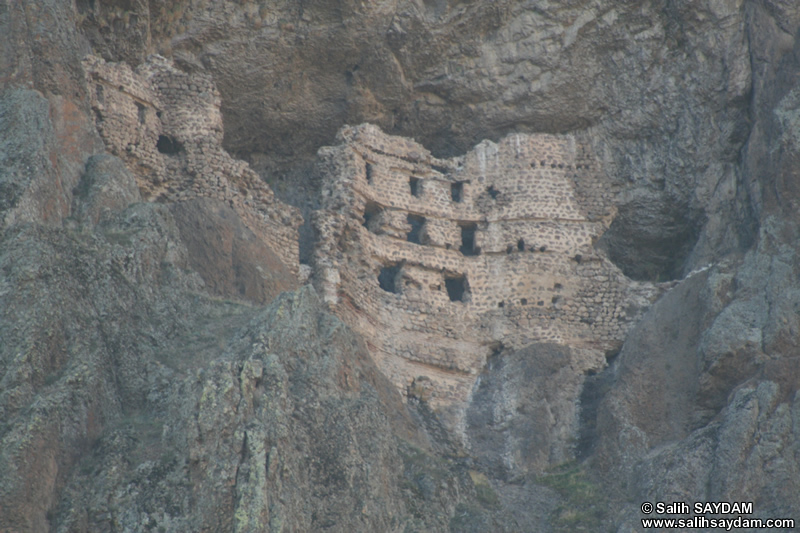 Alicin Canyon Photo Gallery 16 (Alicin Monastery) (Ankara, Kizilcahamam, Celtikci)