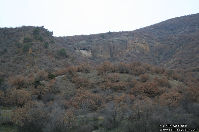 Mahkeme Agacin Village Photo Gallery 15 (Cave Churches) (Ankara, Kizilcahamam)