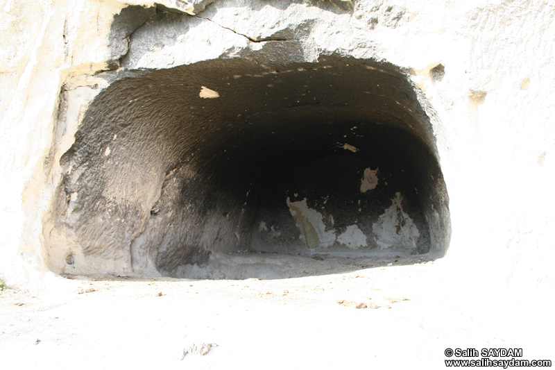 Mahkeme Agacin Village Photo Gallery 18 (Cave Churches) (Ankara, Kizilcahamam)