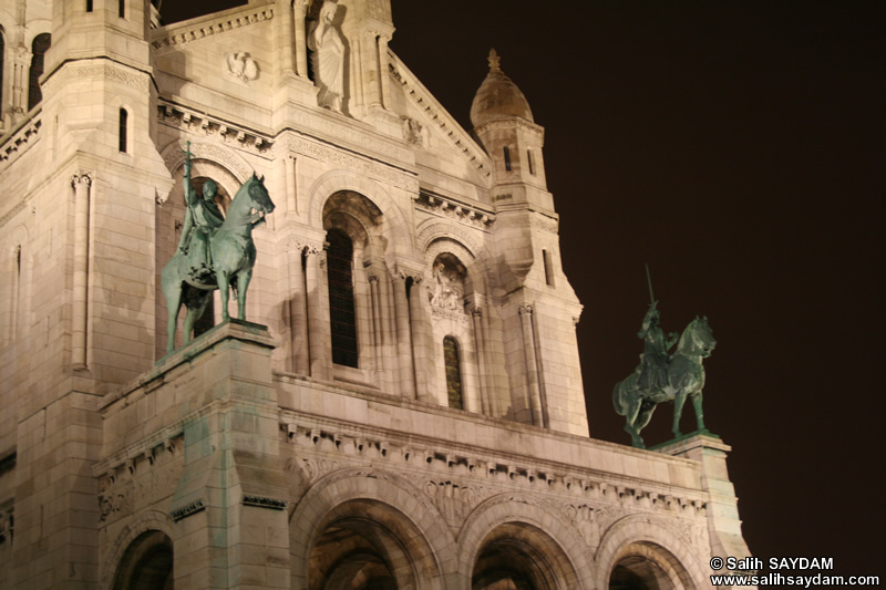 Sacre-Coeur Bazilikas (Basilique du Sacr-Cour) Fotoraf Galerisi 2 (Gece) (Montmartre, Paris, Fransa)