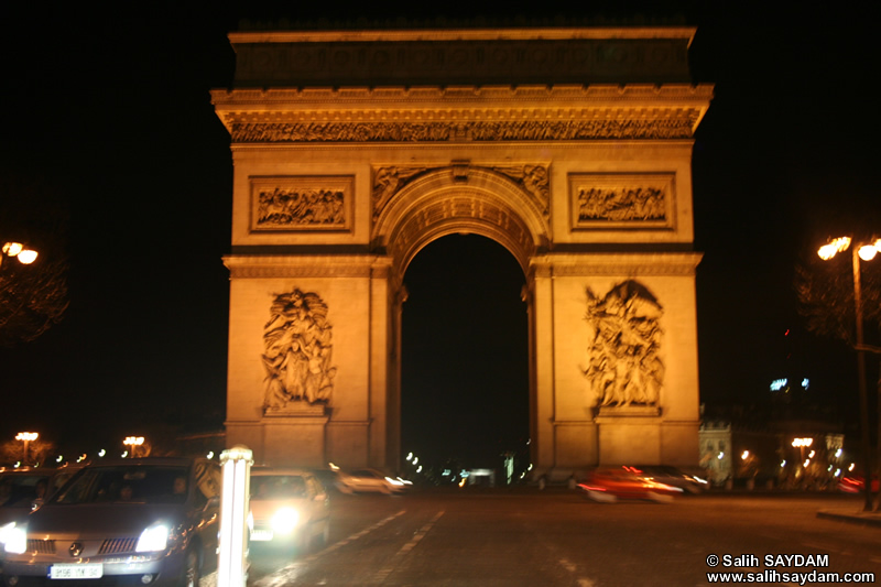 anzelize Caddesi (Avenue des Champs-lyses) ve Zafer Tak (Arc de Triomphe) Fotoraf Galerisi 2 (Gece) (Paris, Fransa)