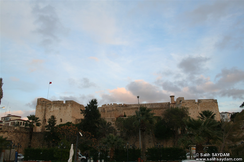 Cesme Castle Photo Gallery 1 (Outer) (Izmir, Cesme)