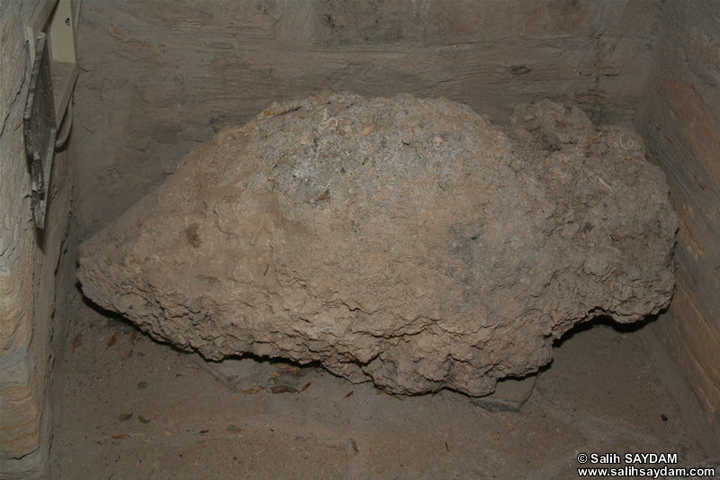 Cesme Castle Photo Gallery 6 (Amphoras) (Izmir, Cesme)