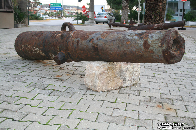 Cesme Castle Photo Gallery 10 (Arround) (Izmir, Cesme)