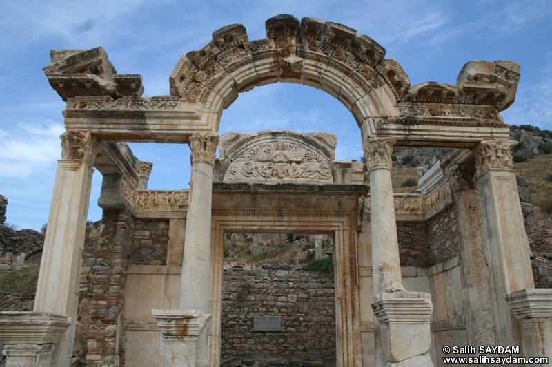 Ephesus Antique City Photo Gallery 15 (Temple of Hadrian) (Selcuk, Izmir)