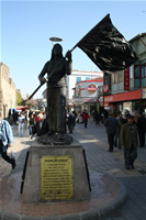 Statue of Women's Bazaar (Kadinlar Carsisi) Photo Gallery (Kayseri)