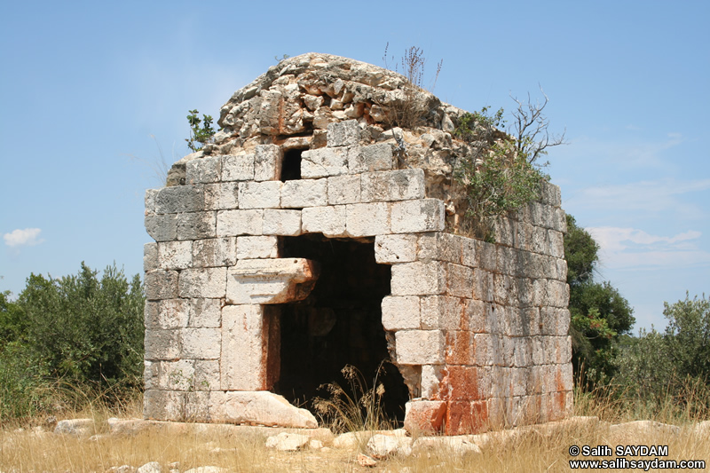 Kanldivane (Kanytella, Canytellis) Yolu Fotoraf Galerisi 1 (Antik Mezar) (Mersin, Silifke)