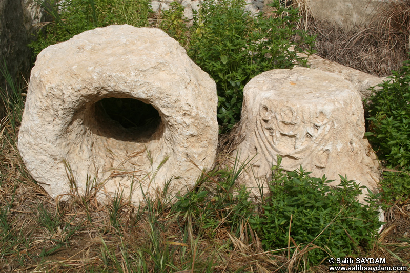 Kz Kalesi Fotoraf Galerisi 5 (D Kale'de Tarihi Kalntlar) (Mersin, Erdemli, Kzkalesi)