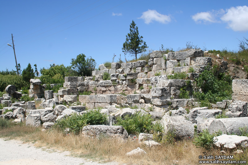 Diocaesarea (Uzuncaburc) Photo Gallery 14 (Nymphaeum (Fountain)) (Mersin, Silifke, Diocaesarea (Uzuncaburc))