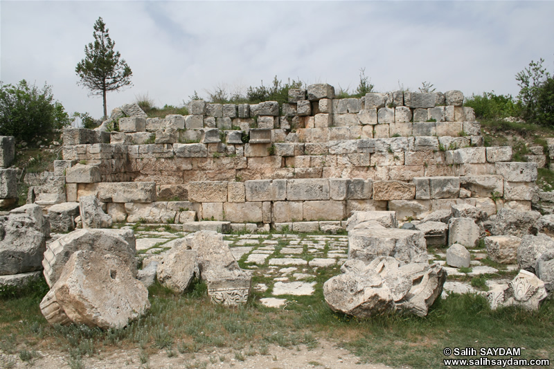 Diocaesarea (Uzuncaburc) Photo Gallery 2 (Nymphaeum (Fountain)) (Mersin, Silifke)