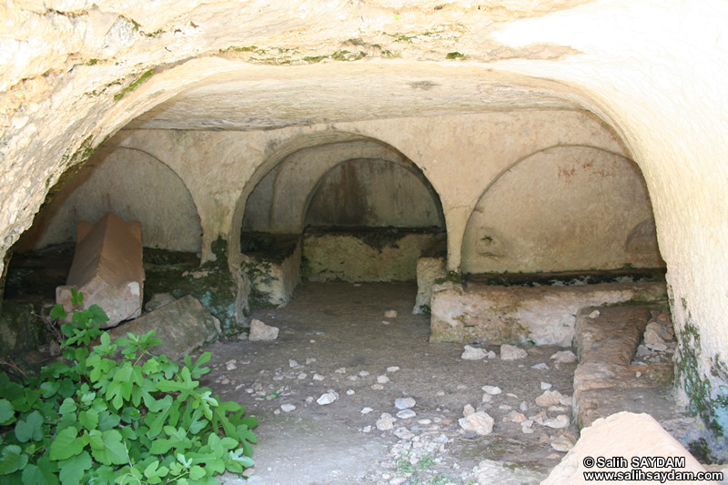 Diocaesarea (Uzuncaburc) Photo Gallery 22 (Necropolis) (Mersin, Silifke, Diocaesarea (Uzuncaburc))