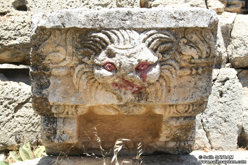 Diocaesarea (Uzuncaburc) Photo Gallery 18 (Various Ruins) (Mersin, Silifke, Diocaesarea (Uzuncaburc))