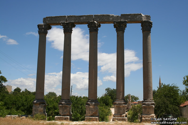 Diocaesarea (Uzuncaburc) Photo Gallery 17 (Tyche Temple) (Mersin, Silifke, Diocaesarea (Uzuncaburc))